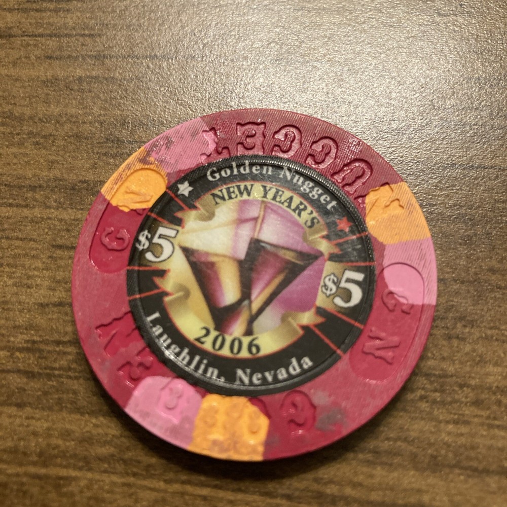 $5 golden nugget    New Years 2006 laughlin nv casino chip-image