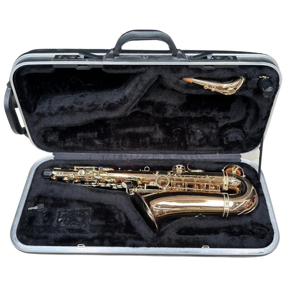 Solo Alto Saxophone with Case & Accessories