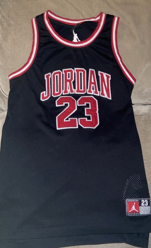 Nike Air Jordan Striped Jersey Boys Youth Large #23 Stitched Black Red