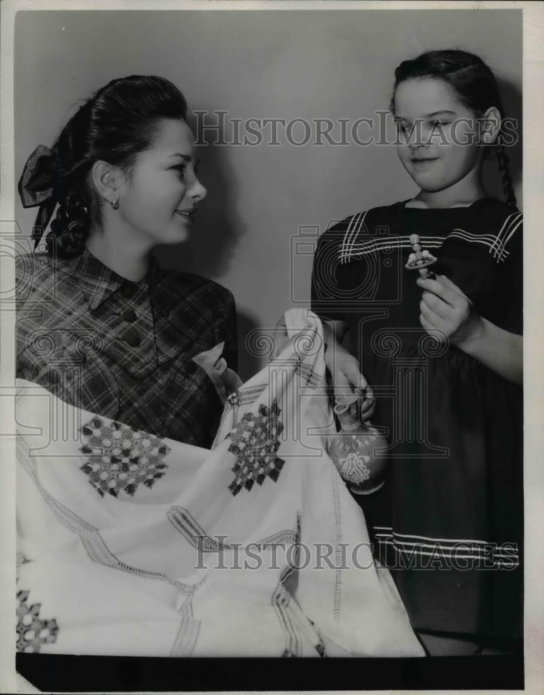 1947 Press Photo Slovakian Students - nee05826