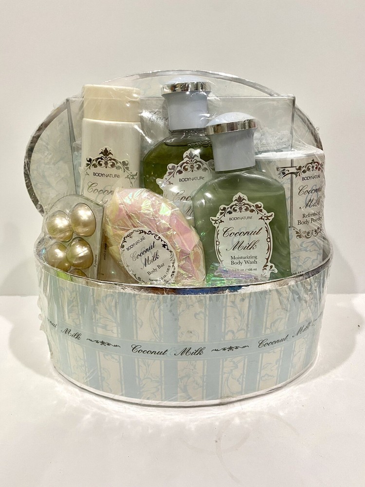 8 Piece Body Nature Coconut Milk Lotion Shampoo Wash Fizz Gift Set NIB