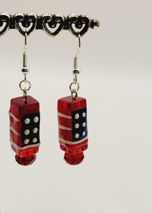 Hand-Painted Red White Blue American Flag Dangle Beaded Earrings 2 Inches