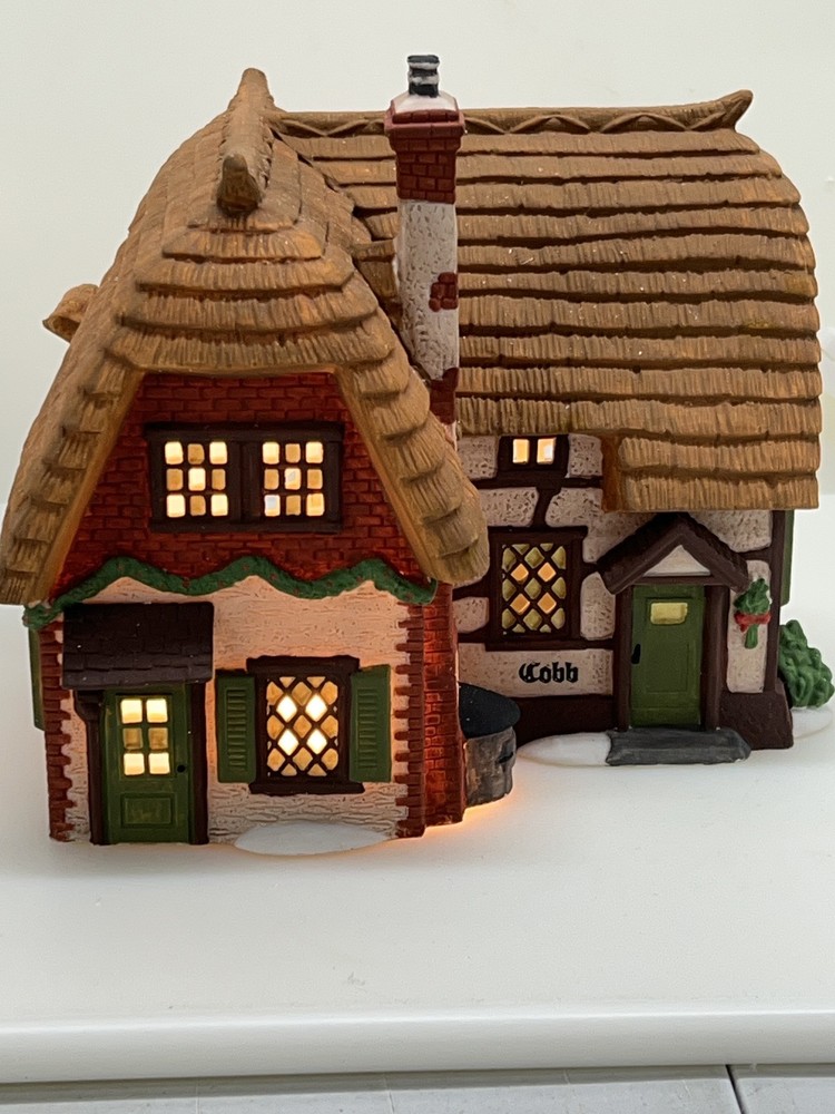 Dept 56 Cobb Cottage Heritage Village Retired 1994 Collectible #5824-6