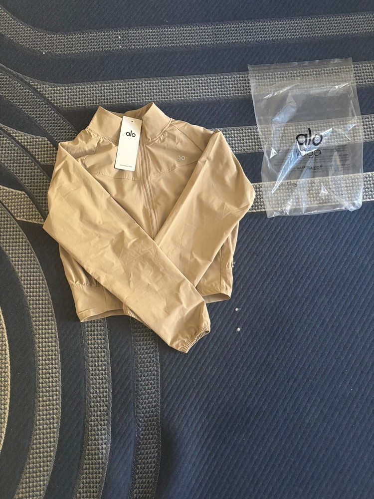 Alo Yoga Khaki Jacket Small Brand New With Tags for Women