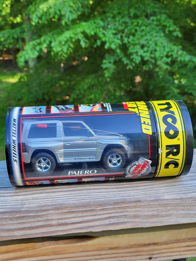 Tyco R/C Canned Heat Silver Mitsubishi Pajero Remote Control Car by Mattel