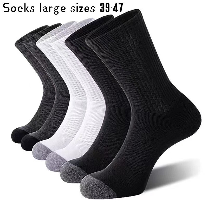 Comfortable and Durable Everyday Socks for Men and Women