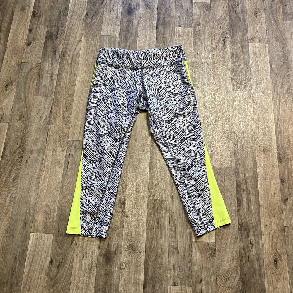 Nike Dri-Fit Neon Capri Leggings for Women Size Medium - Moisture-Wicking & Bright Style