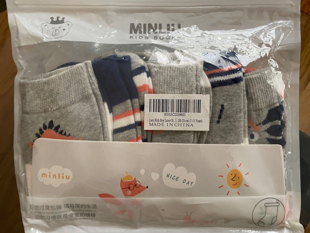 New Minliu dinosaur socks 7-11 yr
