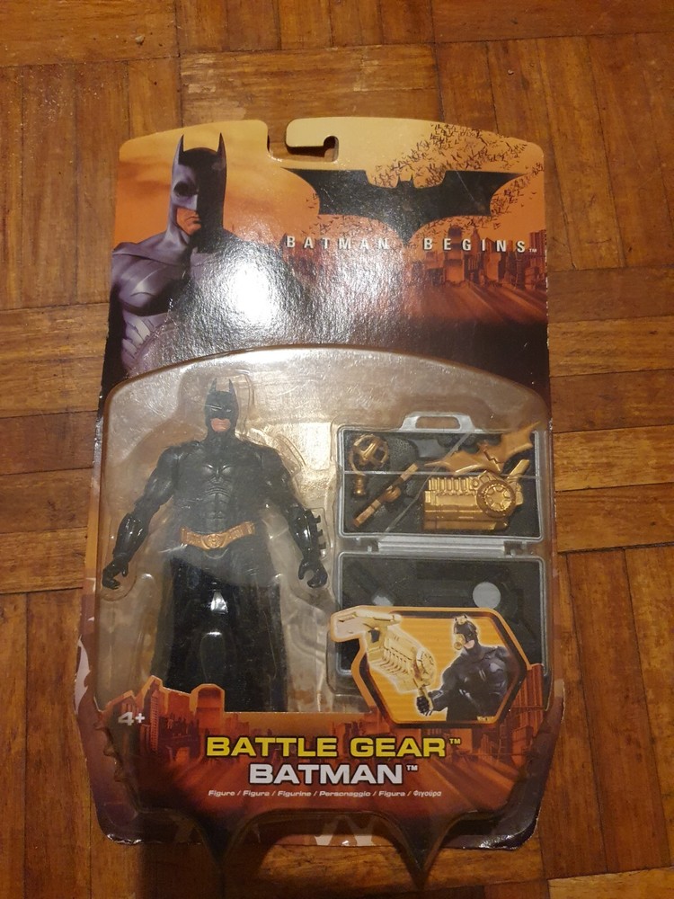 Batman Begins - Battle Gear Batman Action Figure - Sealed - 2005