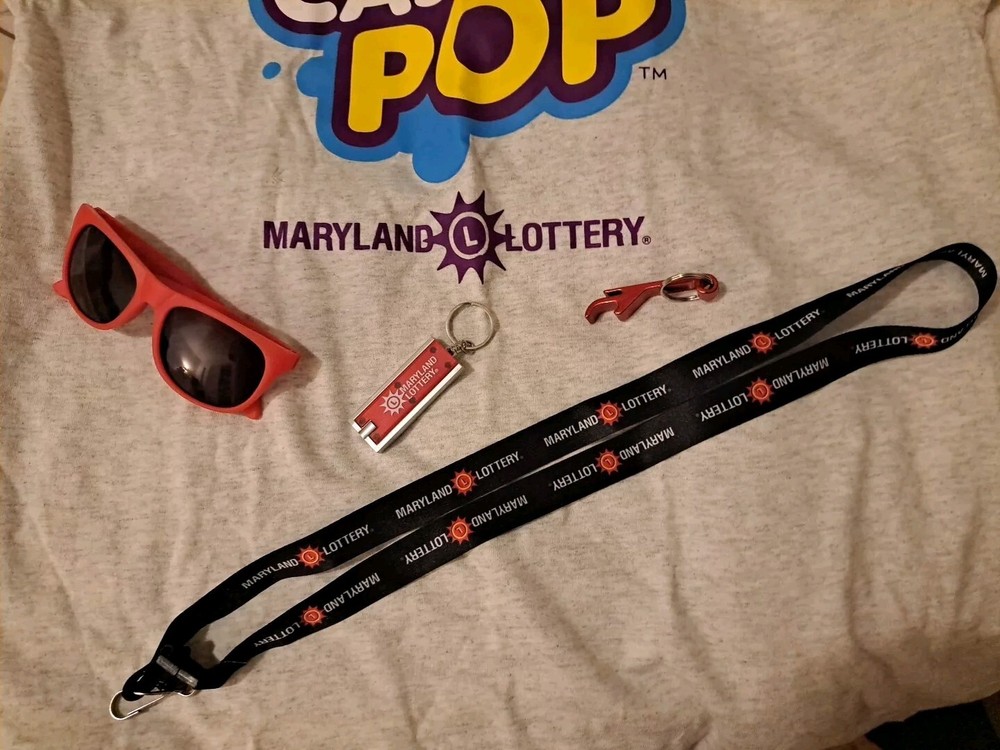 MD Lottery  T-shirt Large W/ Bottle Opener,  Flashlight, Keychain, & Sun Glasses