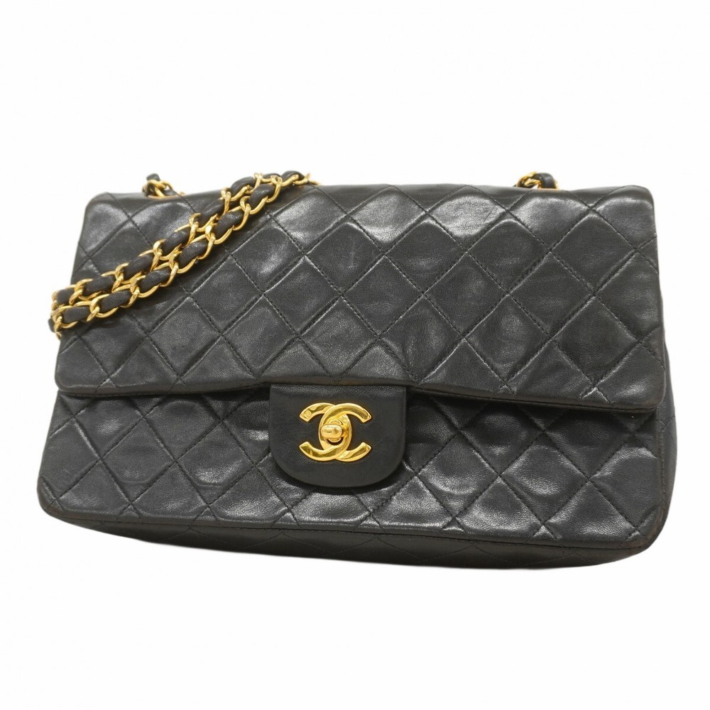 Chanel Matelasse Lambskin Shoulder Bag with Chain Strap 556771