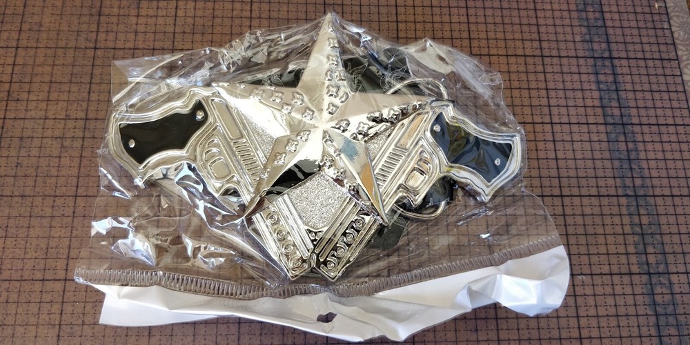 187 Inc Twin Guns Star Belt Buckle with Hidden Bottle Opener – New