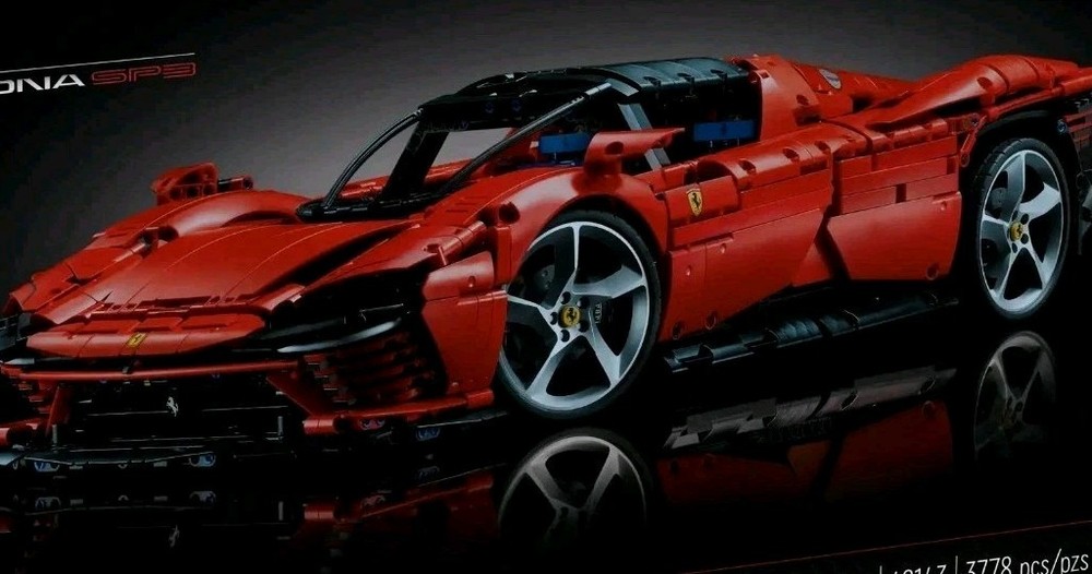 Brand New Ferrari Daytona SP3 Model - Like LEG0 42143 - Sports Car - SEALED BAGS