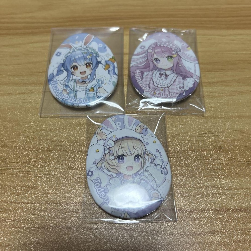 Hololive Easter Random Can Badge 3-Piece Collectible Set
