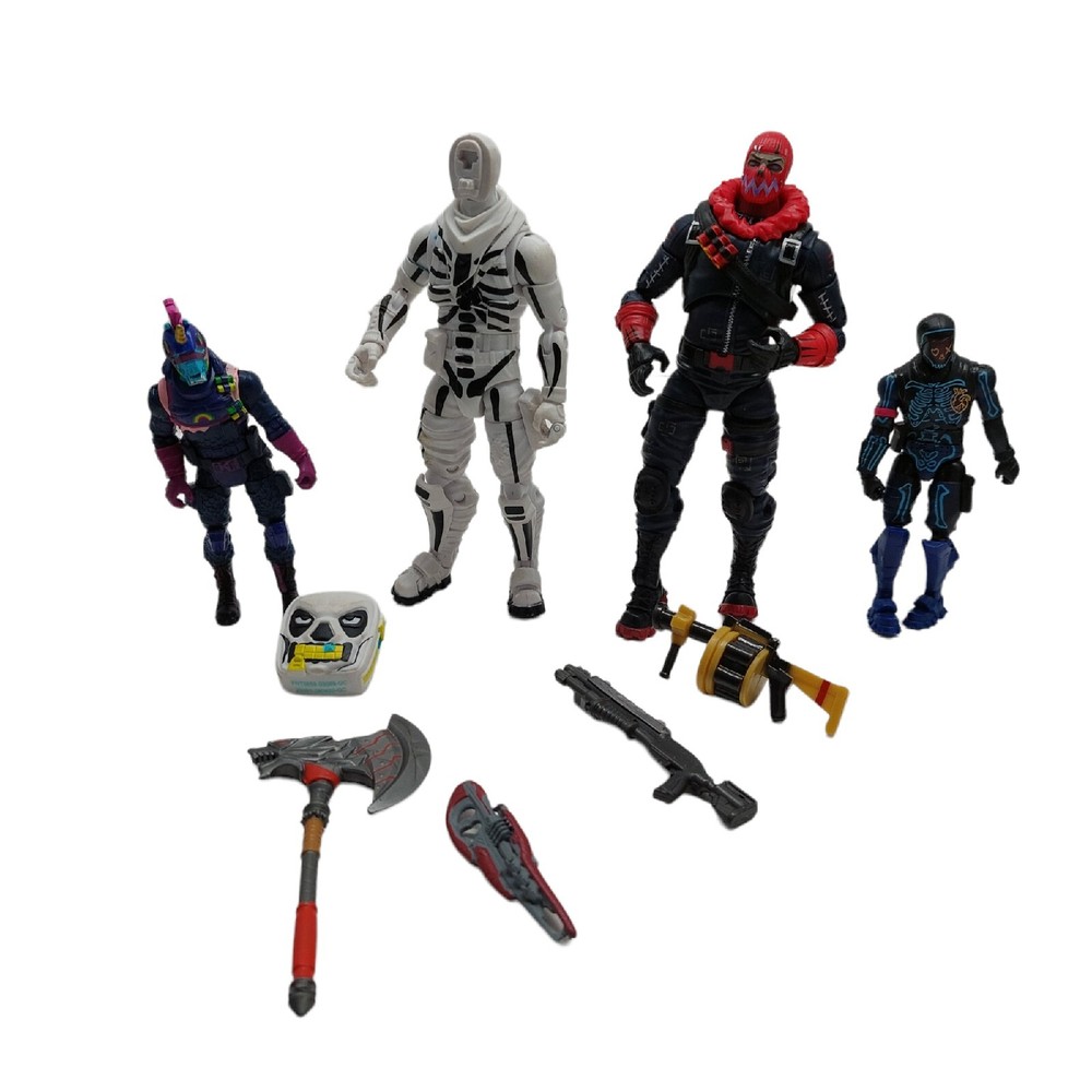 Fortnite 4-Inch Skull Solo & Bear Action Figure Set with 4 Weapons (Incomplete)  