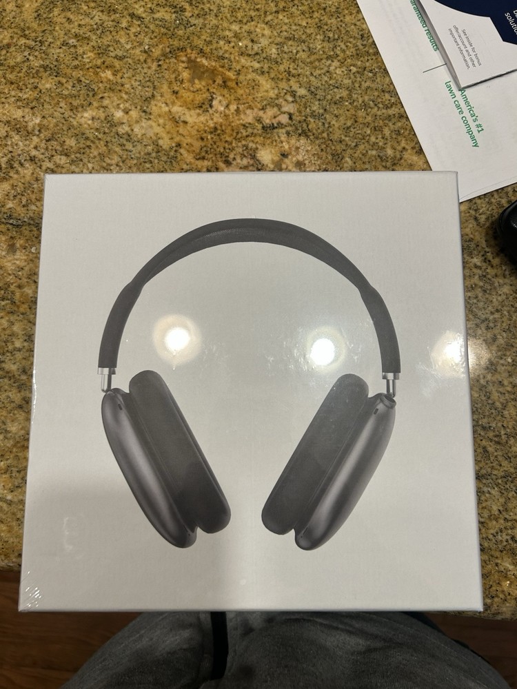 Apple AirPods Pro Max Wireless Headphones - Midnight (MGYH3AM/A)