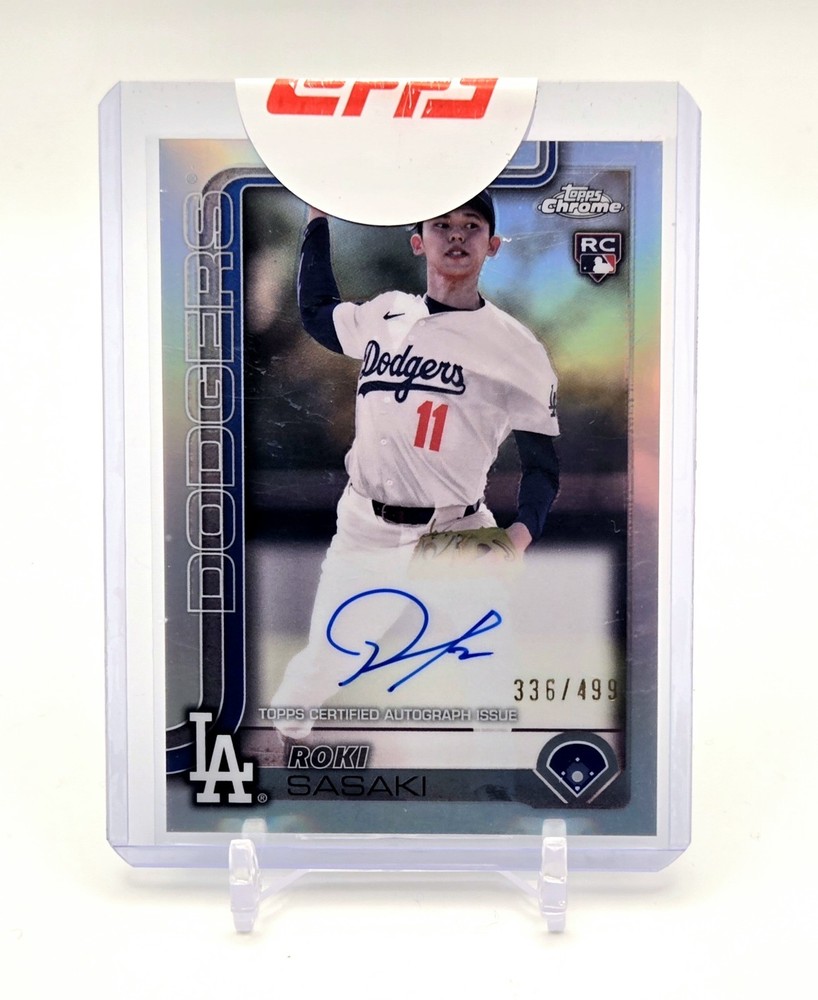 2025 Topps Chrome Roki Sasaki Rookie Refractor Auto /499