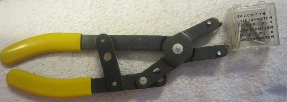 1 Craftsman Internal/External Snap Ring Pliers 45458 tool,with 8 tips,VTG tool