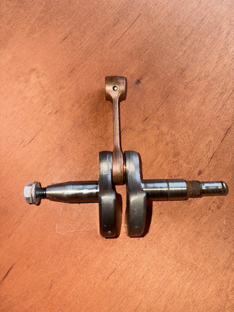 Echo Cs590 Crank Shaft/ Piston Rod