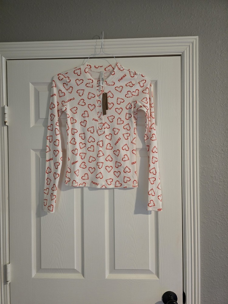SKIMS SIZE MEDIUM