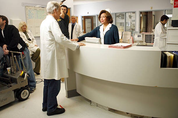 Richard Chamberlain Diahann Carroll at 2006 TV Land Awards Spoof o- Old Photo 7