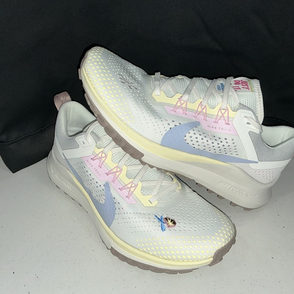 Nike React Pegasus Trail 4 Sail Blue Pink Yellow White Flower  FJ7733-140 Sz 11