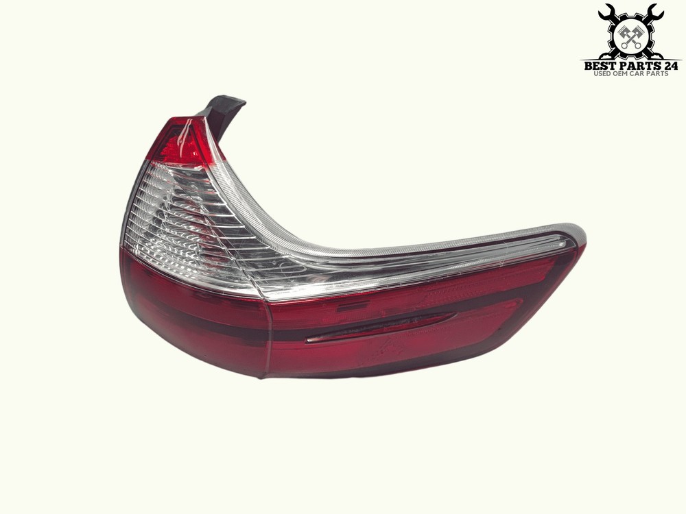 OEM Toyota Sienna  2015-2019 Rear Passenger Side Outer Taillight Tail Light Lamp