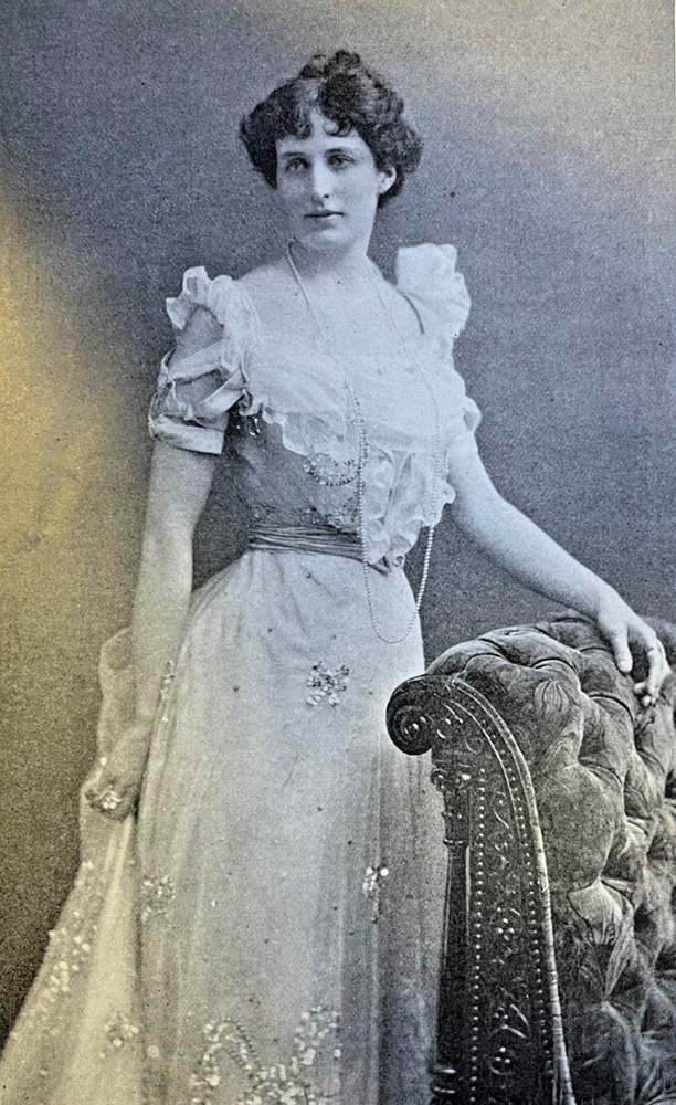 1898 Vintage Magazine Illustration Actress Evelyn Millard Frohman's London