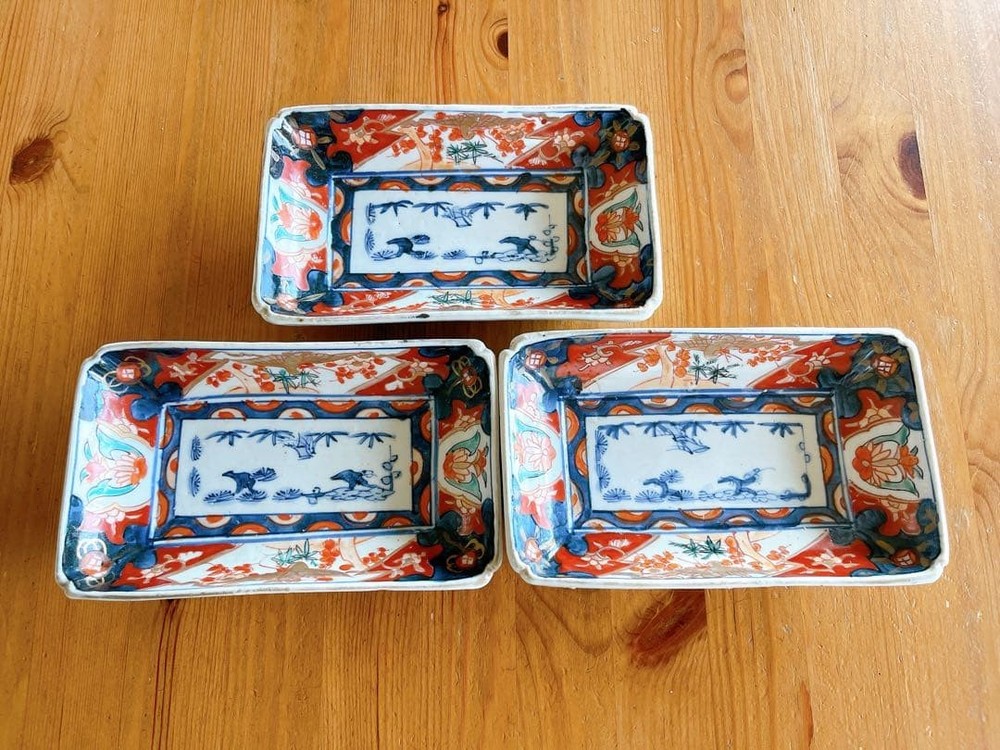 Rare 3-piece set/Old Imari Nishikide long plate, colored gold, pine, bamboo and