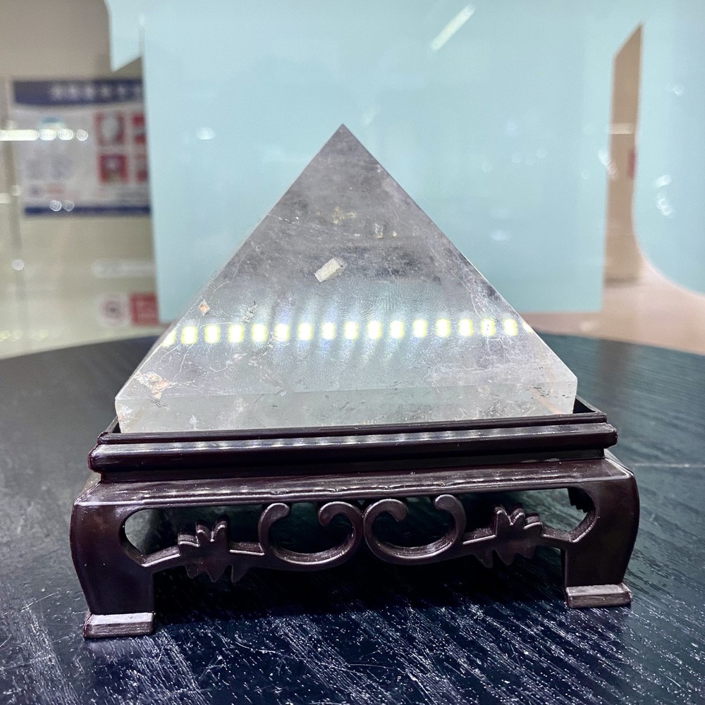 510G Natural Clear Quartz Crystal Pyramid Energy Tower Spiritual Healing