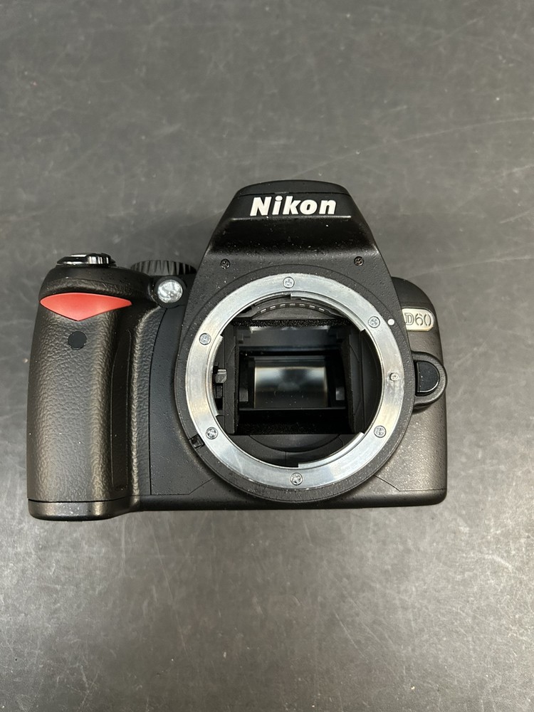 Nikon D60 10.2 MP Digital SLR Camera - Black (Body Only) (Parts Only)