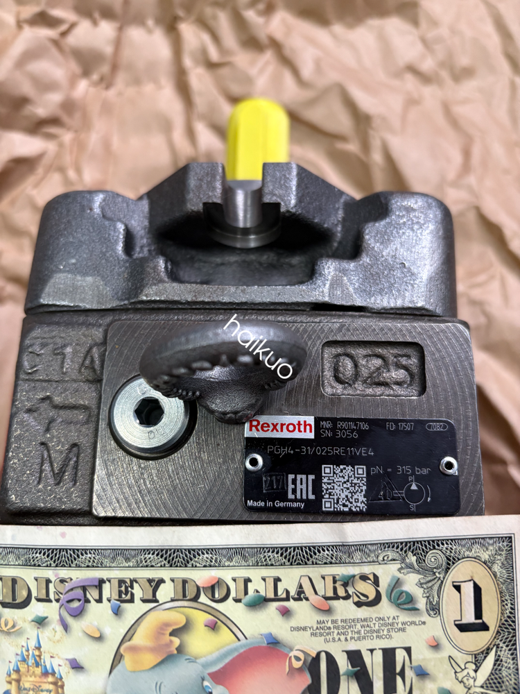 R901147106 PGH4-3X/025RE11VE4 NEW REXROTH PUMP PGH4-31/025RE11VE4