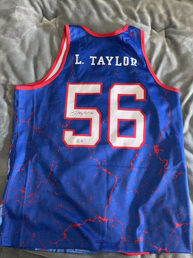 Lawrence Taylor Signed Giants  Mitchell & Ness Jersey With Beckett Coa