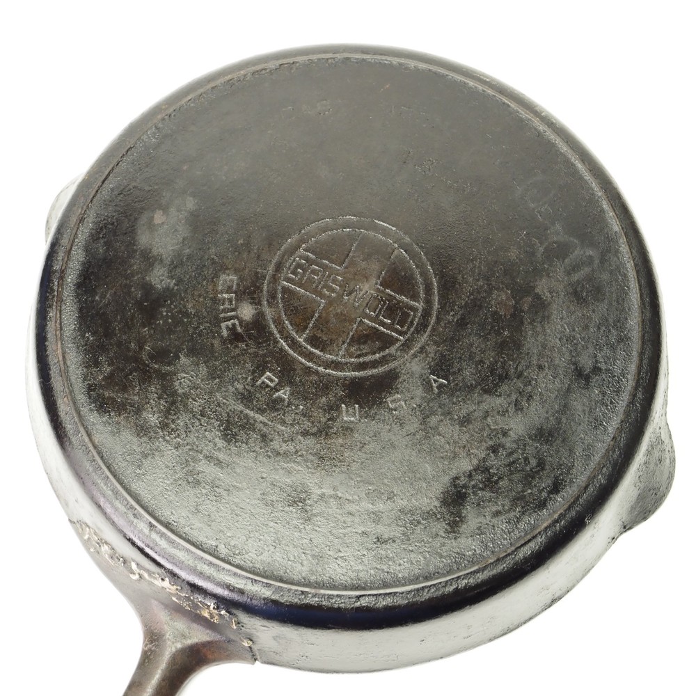 Griswold #14 Cast Iron Skillet Large Block Logo Heat Ring Damaged