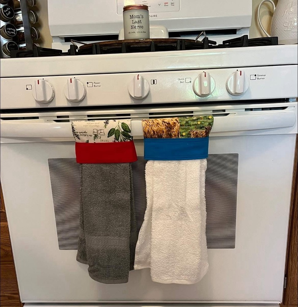 Two-Pack Handwoven Hanging Kitchen Towels for Stylish Decor  