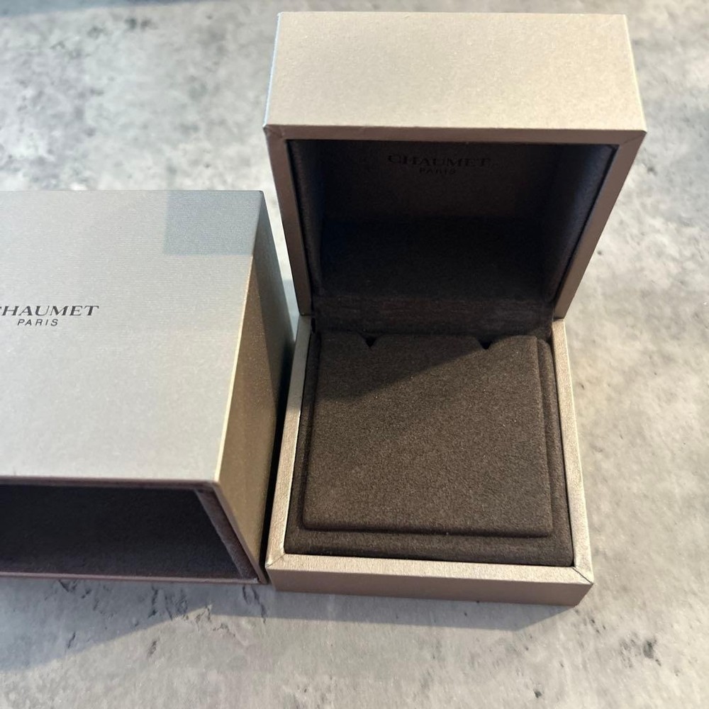 CHAUMET jewelry case box necklace case m36645582172HA Used