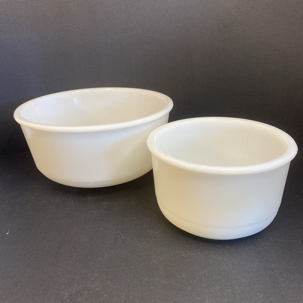 White Milk Glass Banded Mixing Bowl Set  Farmhouse Nesting 9” & 6.5” Primitive