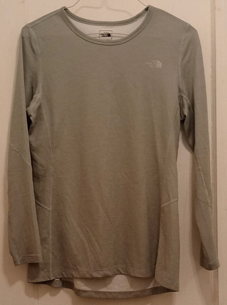 The North Face FlashDry Lightweight Quick Dry Gray Long Sleeve T-Shirt L