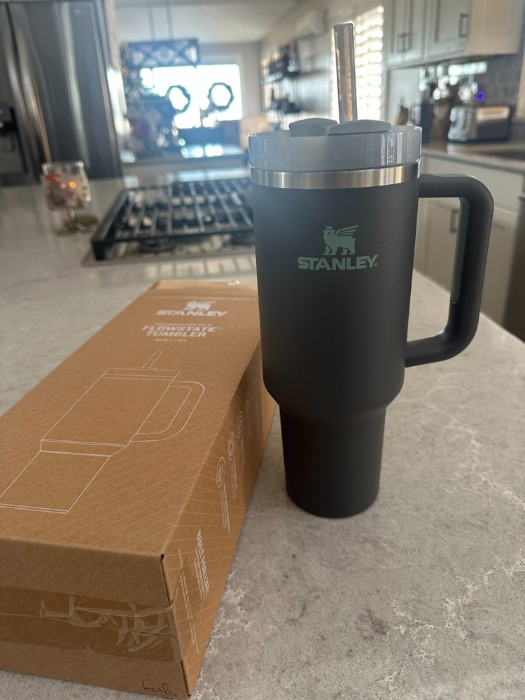 Stanley Quencher H2.0 40oz Tumbler With Lid And Handle Charcoal/ Mint BPA Free