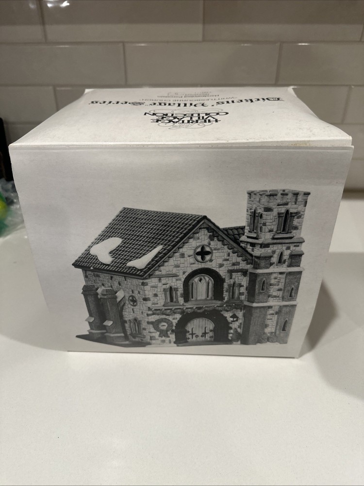 1994 Department 56 Heritage Dickens Village Whittlesbourne Church 5821-1