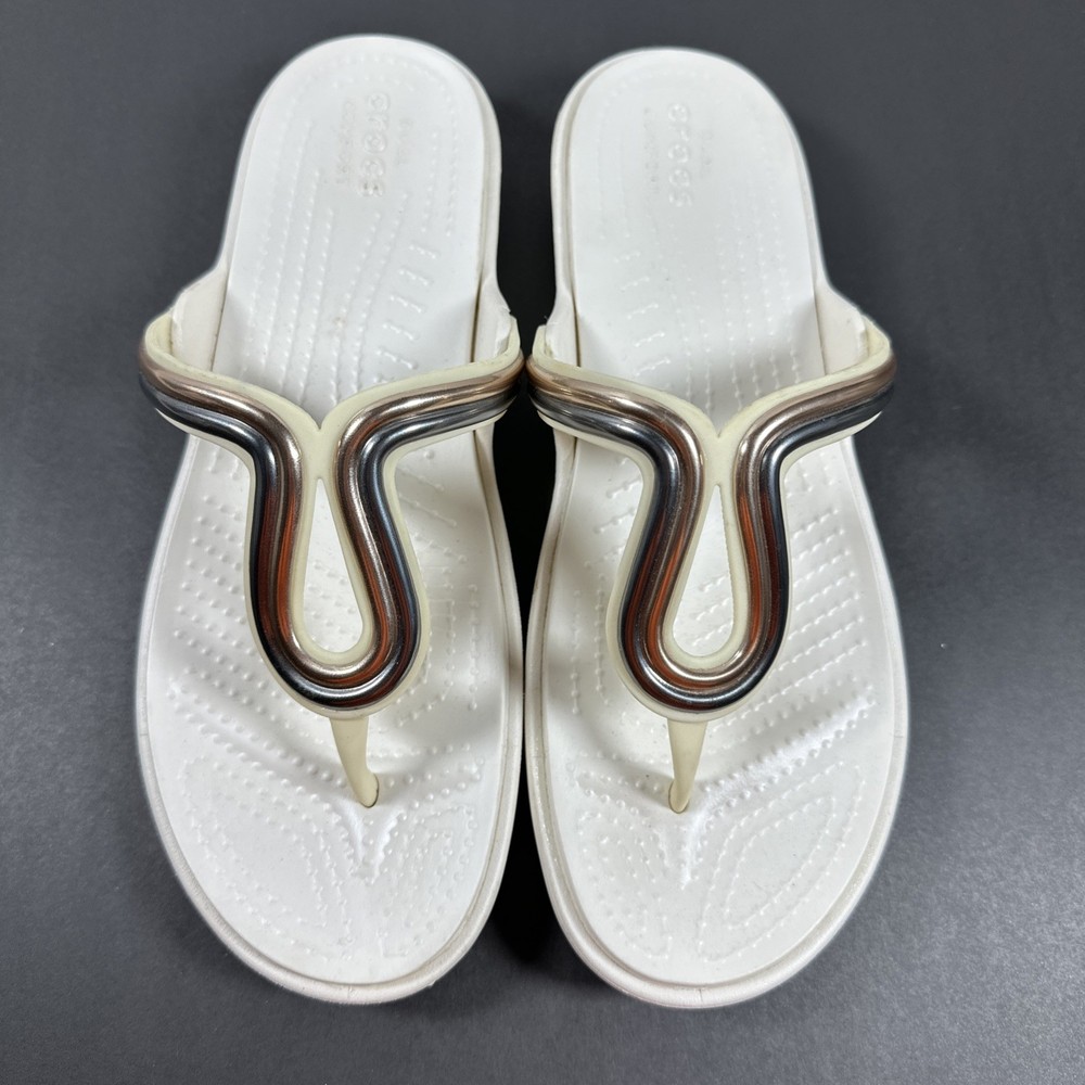 Crocs Sanrah Flat White silver thong sandals Flip Flops Women’s 205470 Size 9