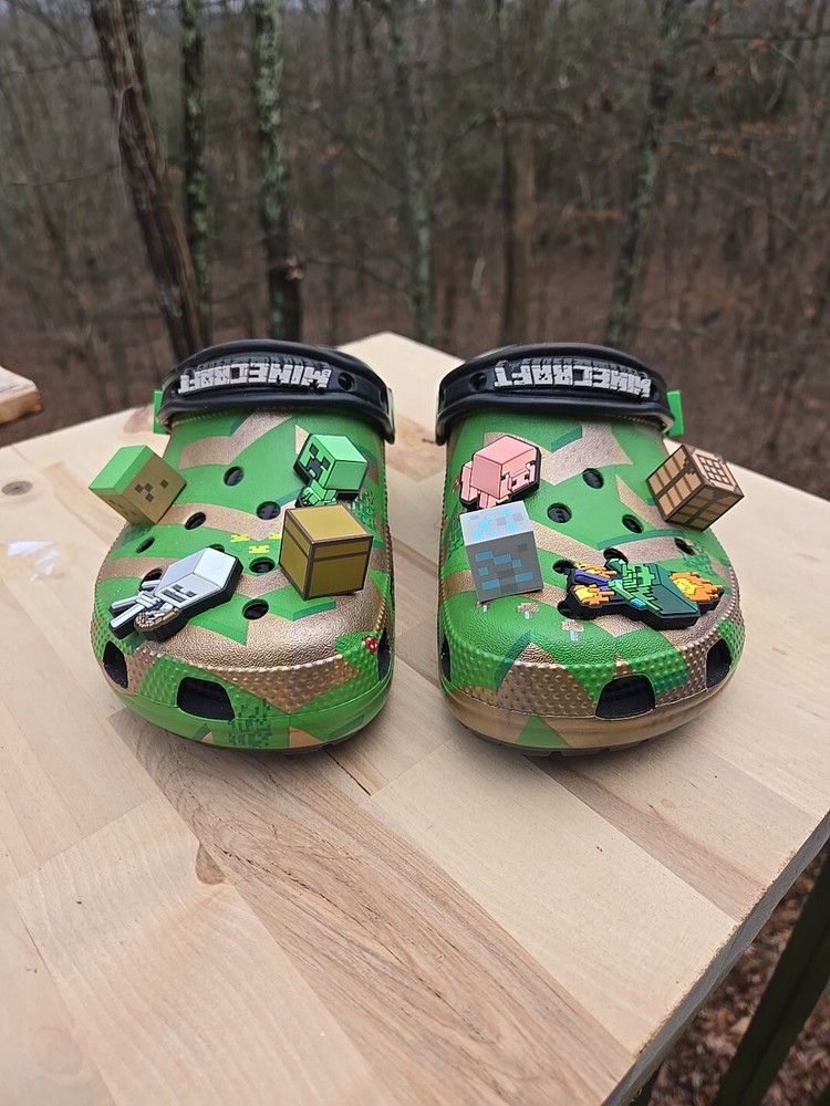 Crocs x Minecraft Elevated Clogs Green Men's 5 Womens 7 Jibbitz