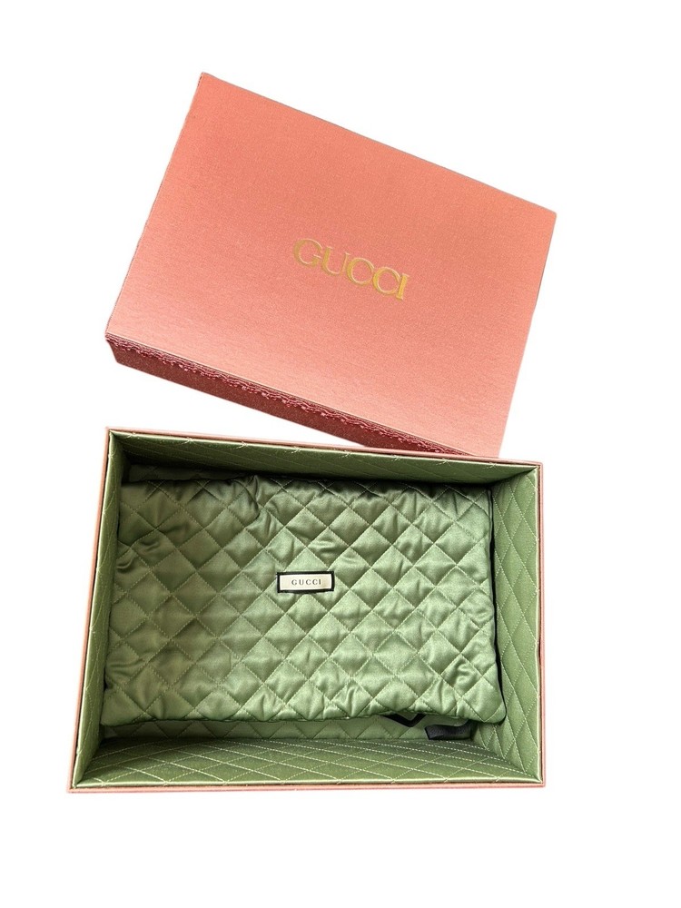 RARE Gucci Limited Edition Large Silk Gift Box with Green Quilted Drawstring Bag