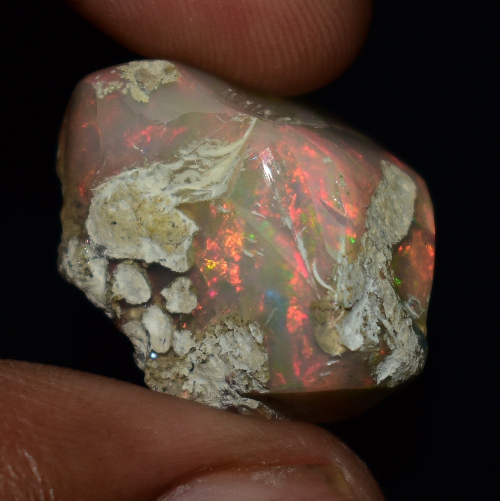 White Opal Rough 24.95  Carats, Natural Ethiopian Opal Raw For Jewelry 23X15  MM