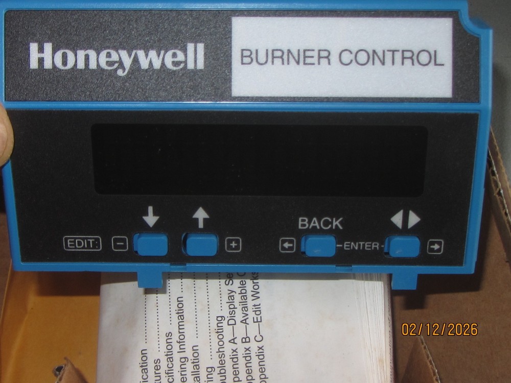 Honeywell S7800A1001 Burner Control Keyboard Display Module. New in the box.