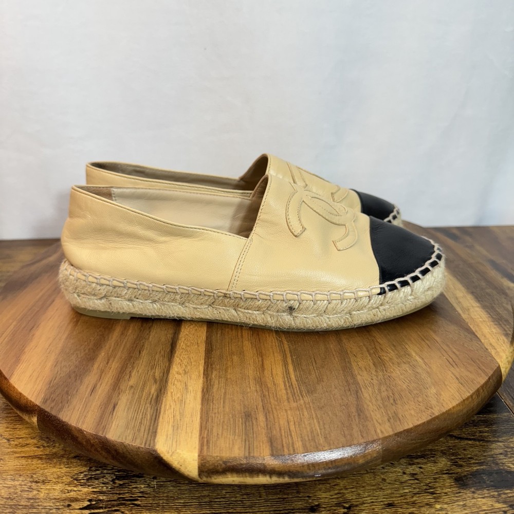 Chanel Beige & Black Leather Espadrille Slip On Shoes Size 35