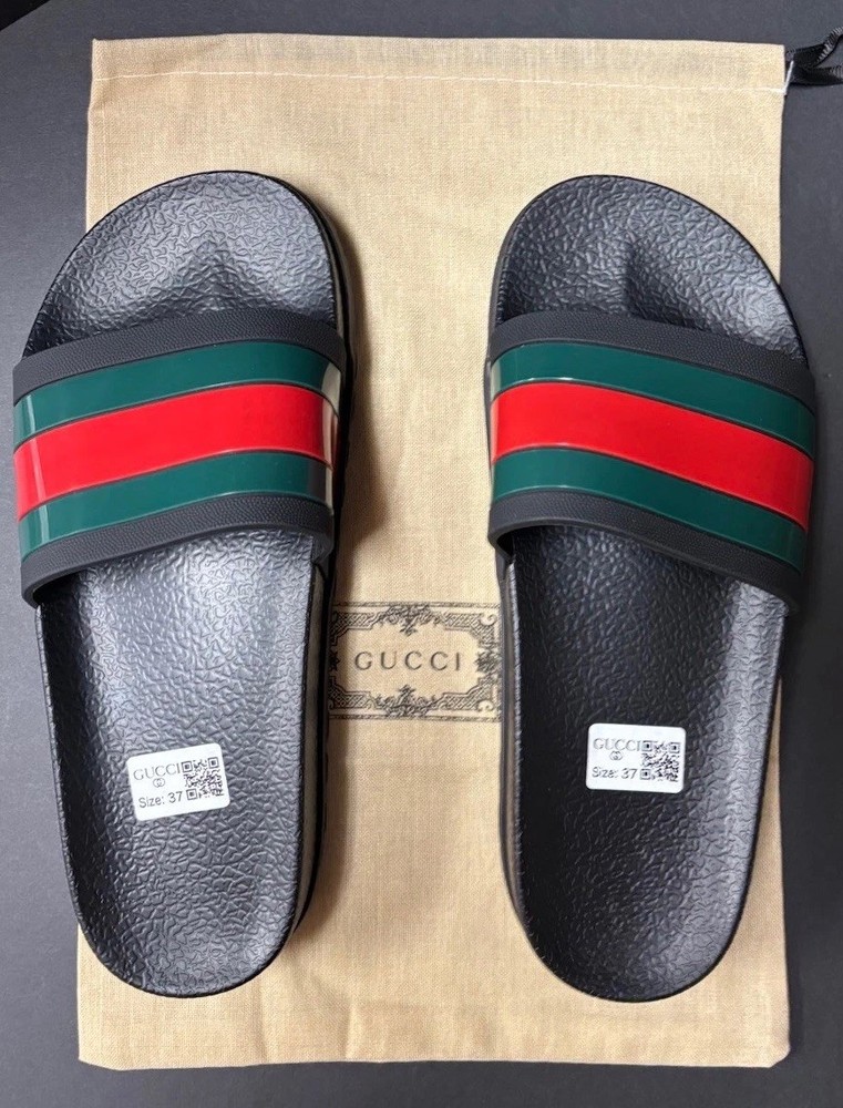 Gucci Unisex Rubber Slides Women Size 7 Men Size 4 EU 37 Brand New