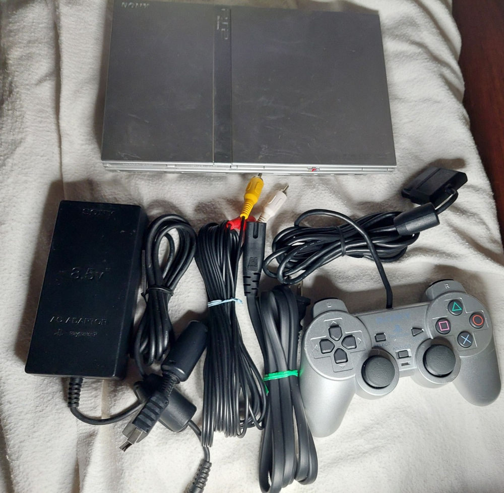 PS2 Slim Console Bundle Silver SCPH-77001 with Controller & Cables