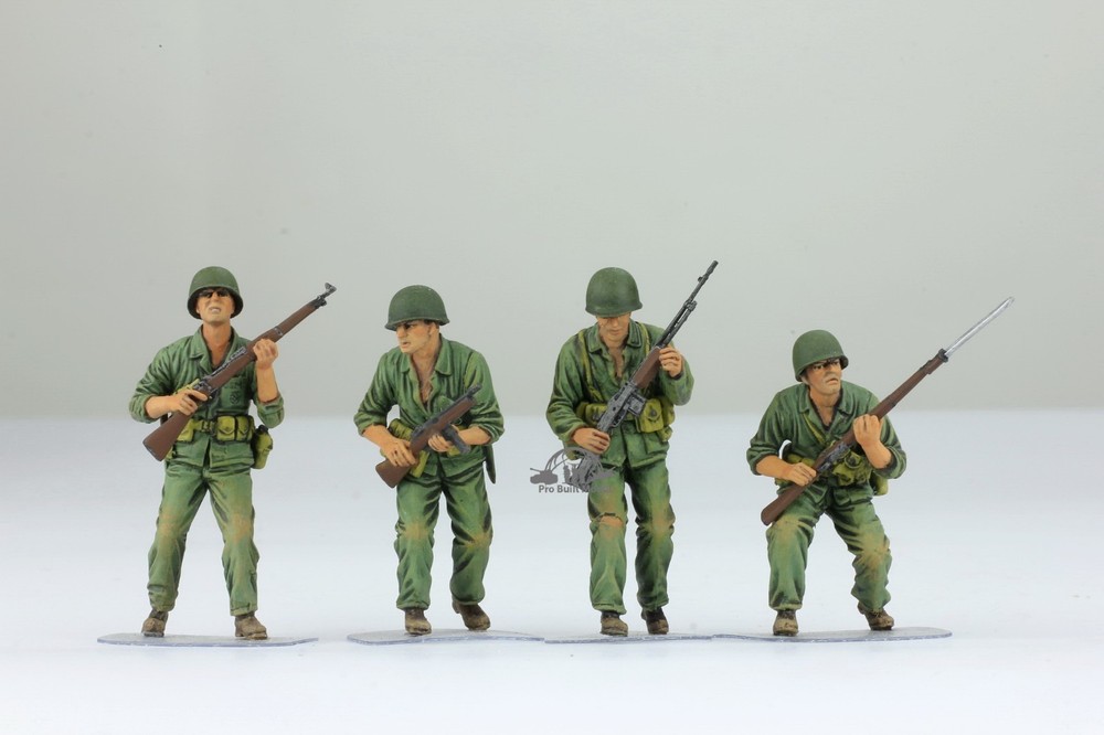 PreSale ProPainted 1:35  US Marines (4 figures) Guadalcanal 1942, WW2-image