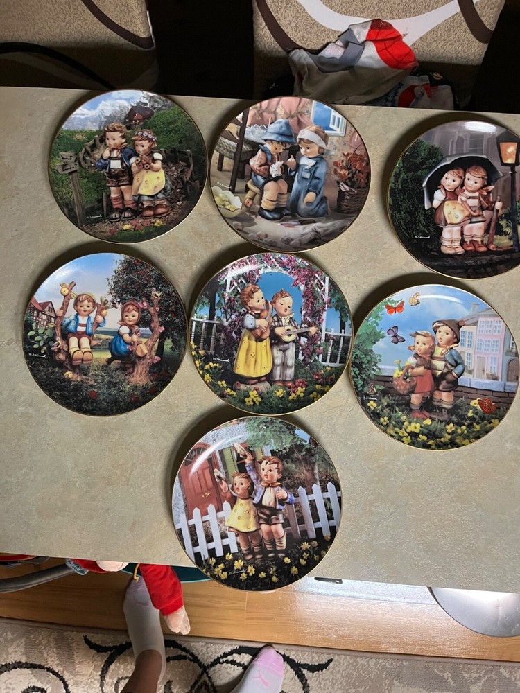 MJ Hummel Collector Plate - Little Companions - Little Musicians